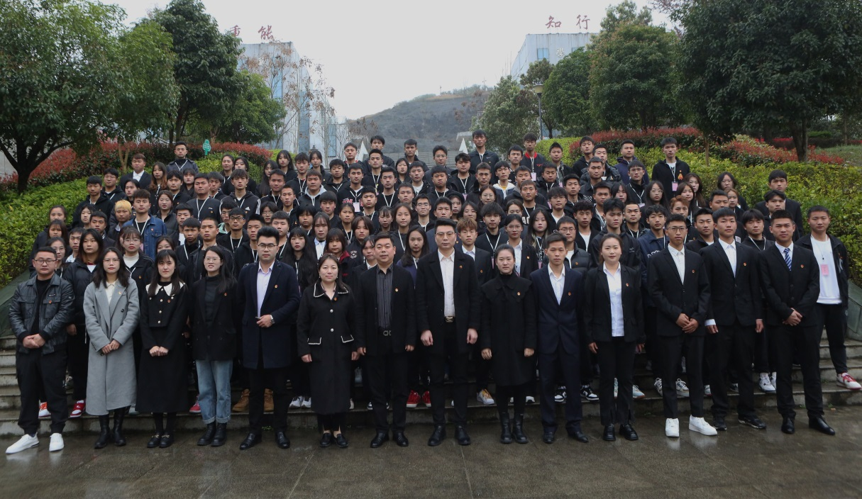 共青团男阳茎进女阳道视频大全教育与体育学院总支部委员会召开第一次团员代表大会(图7) 共青团男阳茎进女阳道视频大全教育与体育学院总支部委员会召开第一次团员代表大会(图7)