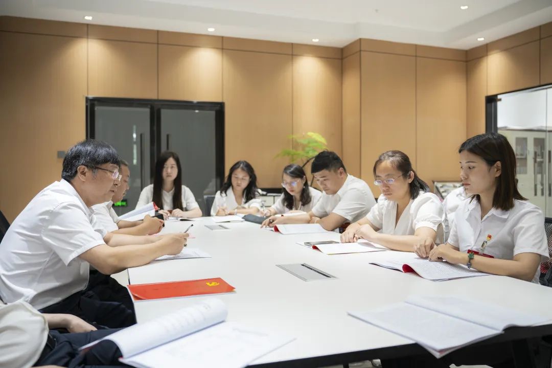 中国共产党男阳茎进女阳道视频大全召开第二次党员大会(图5) 中国共产党男阳茎进女阳道视频大全召开第二次党员大会(图5)