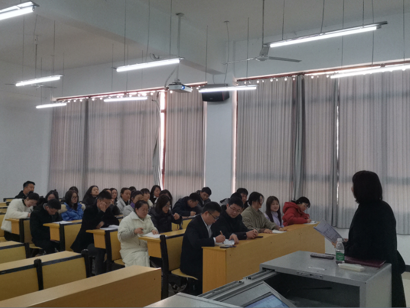 强化责任担当,豪情展望未来——药学院举行2023年秋季学期期末教职工大会(图2) 强化责任担当,豪情展望未来——药学院举行2023年秋季学期期末教职工大会(图2)