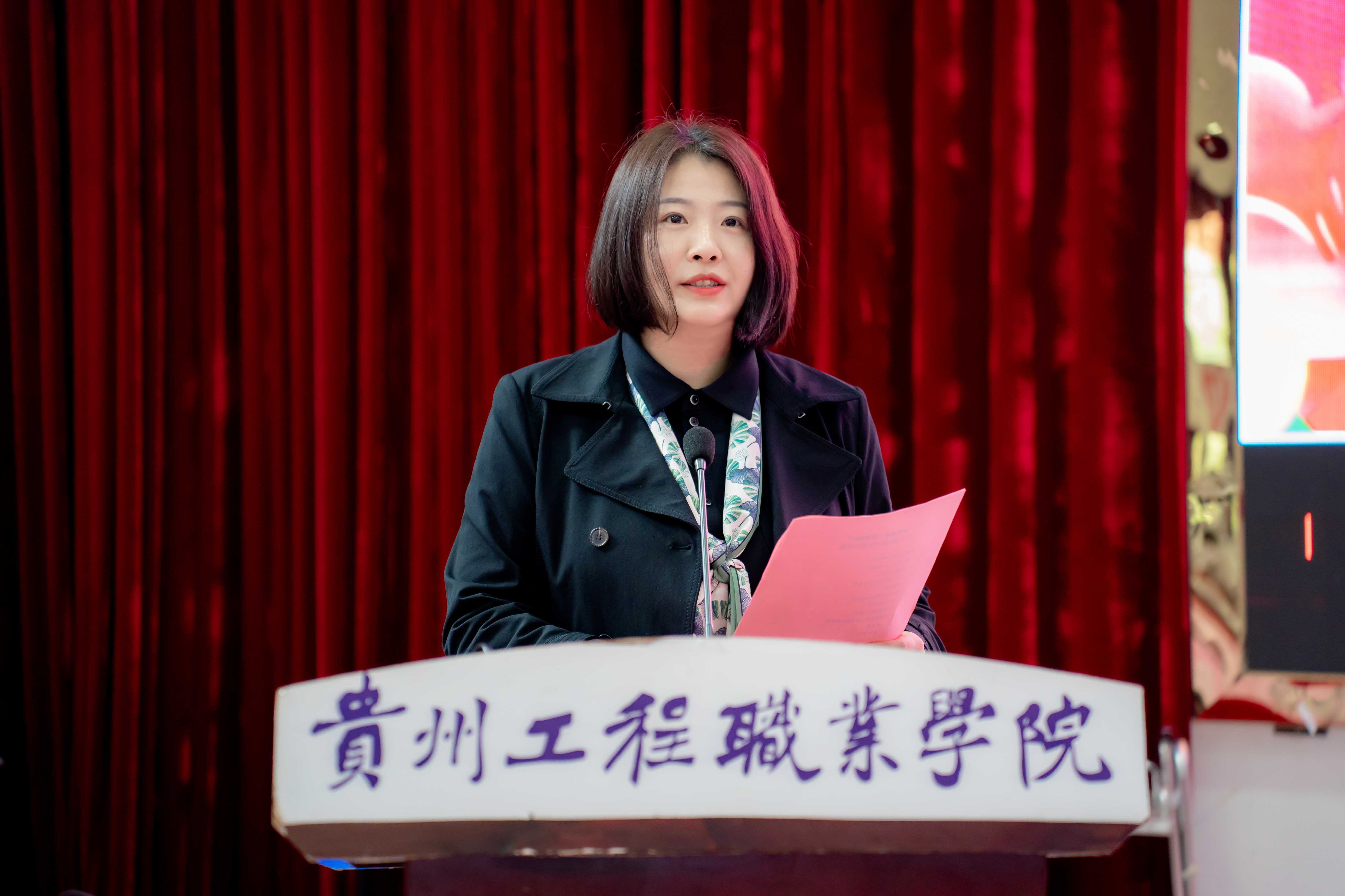 护佑健康,逐梦前行——男阳茎进女阳道视频大全成功举办5·12国际护士节活动暨授帽仪式(图3) 护佑健康,逐梦前行——男阳茎进女阳道视频大全成功举办5·12国际护士节活动暨授帽仪式(图3)