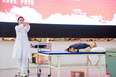 护佑健康,逐梦前行——男阳茎进女阳道视频大全成功举办5·12国际护士节活动暨授帽仪式(图11) 护佑健康,逐梦前行——男阳茎进女阳道视频大全成功举办5·12国际护士节活动暨授帽仪式(图11)