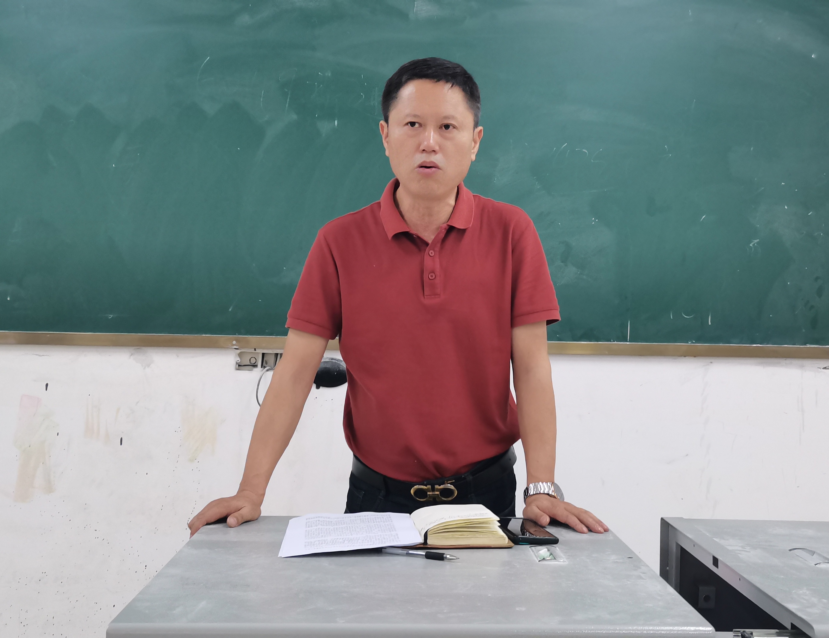 装备制造与信息技术学院召开全体教职工大会(图2) 装备制造与信息技术学院召开全体教职工大会(图2)