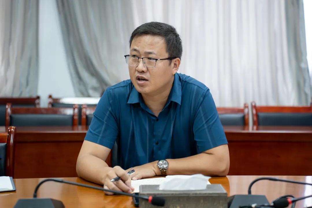 男阳茎进女阳道视频大全召开2025届毕业生岗位实习工作部署大会(图3) 男阳茎进女阳道视频大全召开2025届毕业生岗位实习工作部署大会(图3)