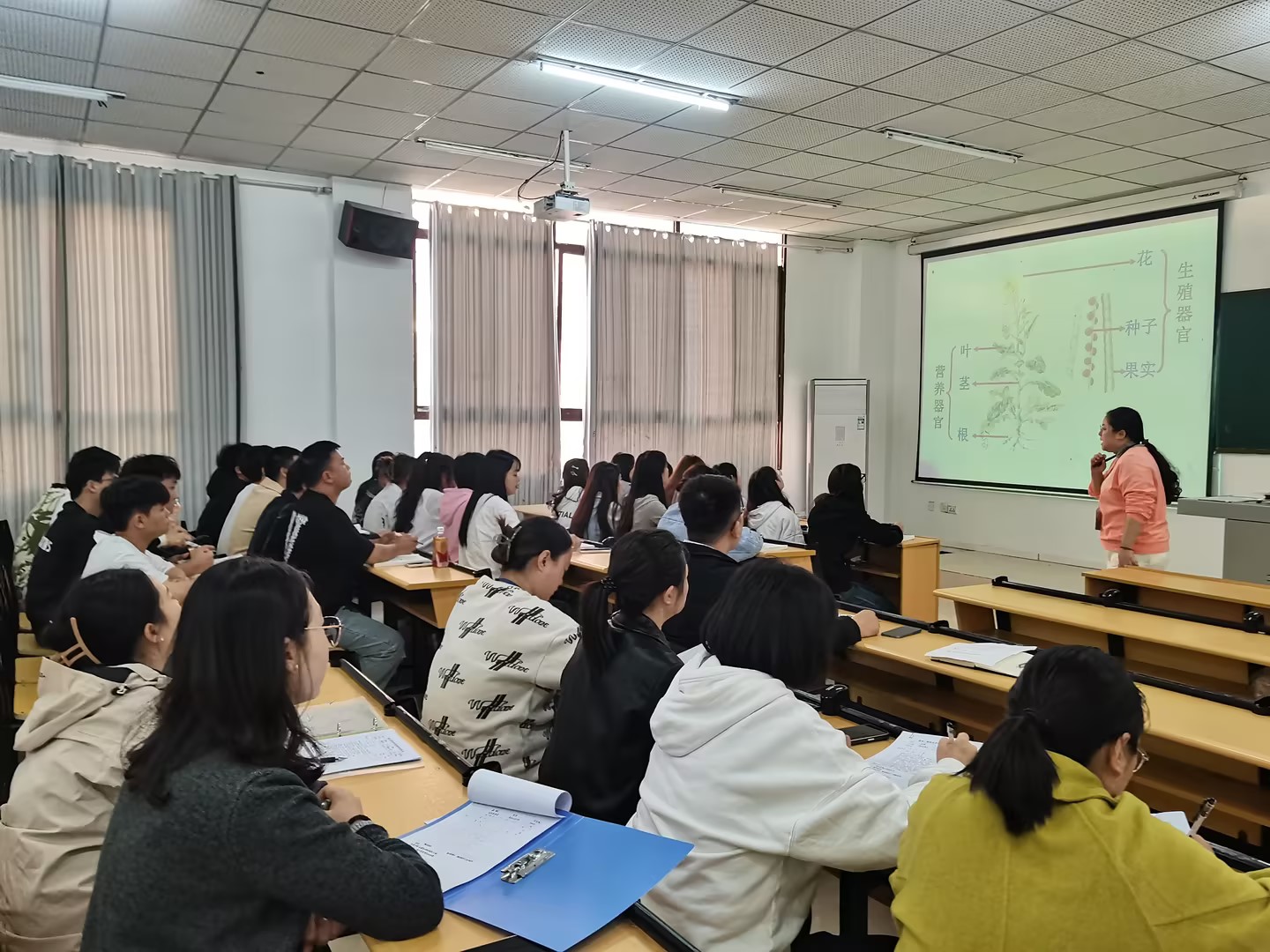 男阳茎进女阳道视频大全2024-2025学年度公开示范课活动圆满结束(图2) 男阳茎进女阳道视频大全2024-2025学年度公开示范课活动圆满结束(图2)