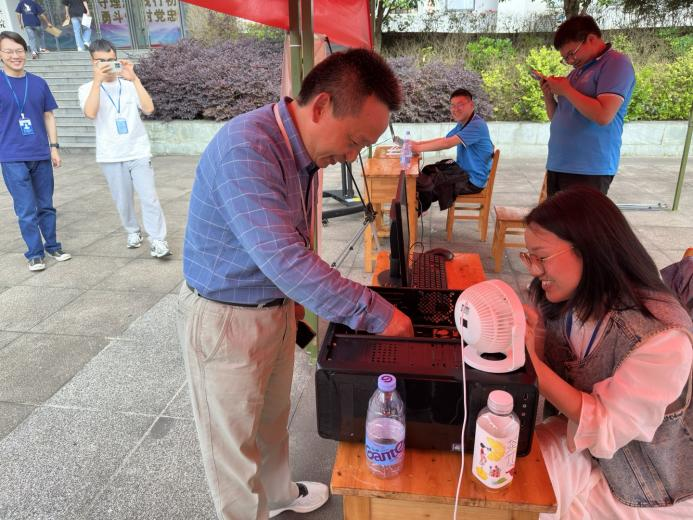 人工智能与信息工程学院2025年职业活动周简报(图1) 人工智能与信息工程学院2025年职业活动周简报(图1)