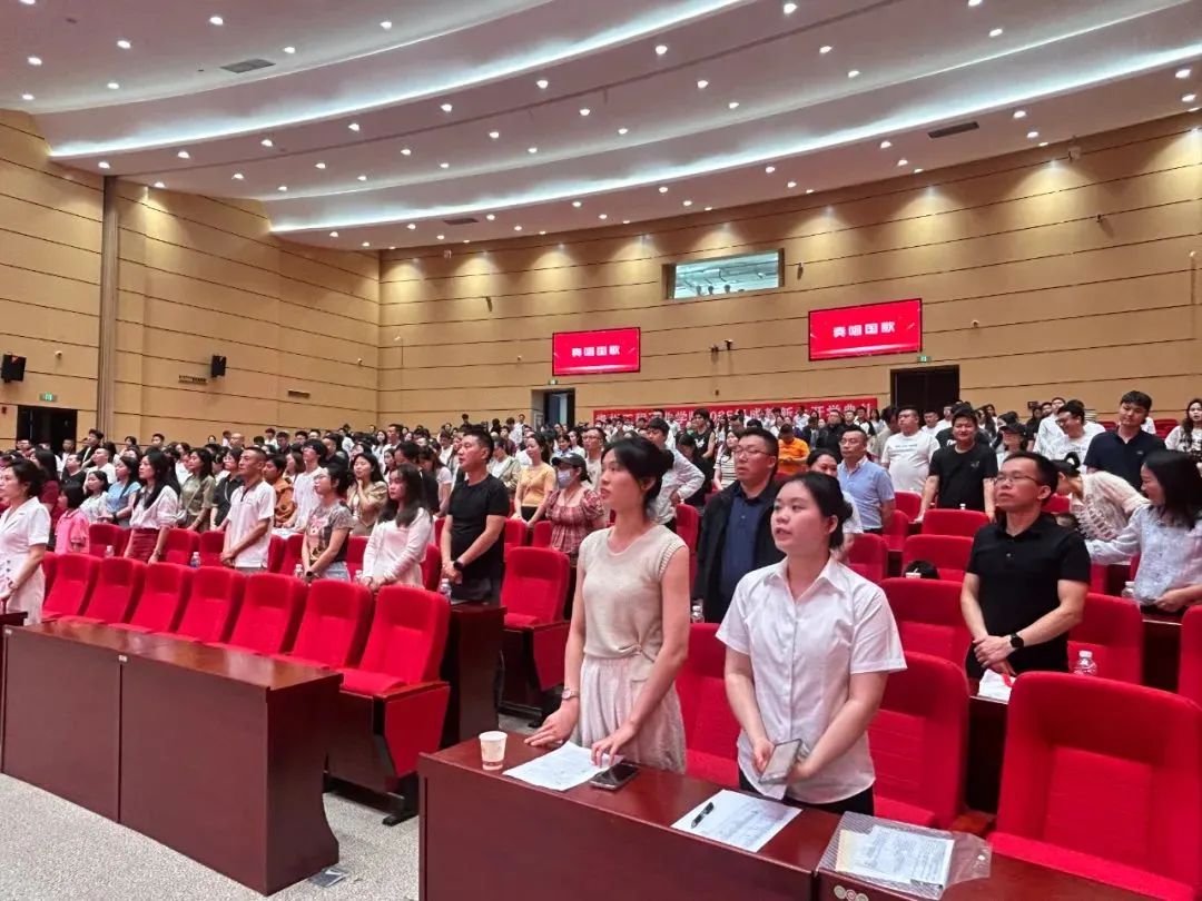 男阳茎进女阳道视频大全成人高等教育2025级新生开学典礼圆满举行(图2) 男阳茎进女阳道视频大全成人高等教育2025级新生开学典礼圆满举行(图2)