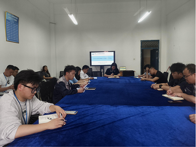 智能制造与汽车工程学院召开2025年春季学期第三次教学工作例会(图1) 智能制造与汽车工程学院召开2025年春季学期第三次教学工作例会(图1)