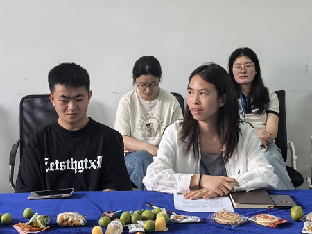 人工智能与信息工程学院召开2025届毕业生座谈会(图7) 人工智能与信息工程学院召开2025届毕业生座谈会(图7)