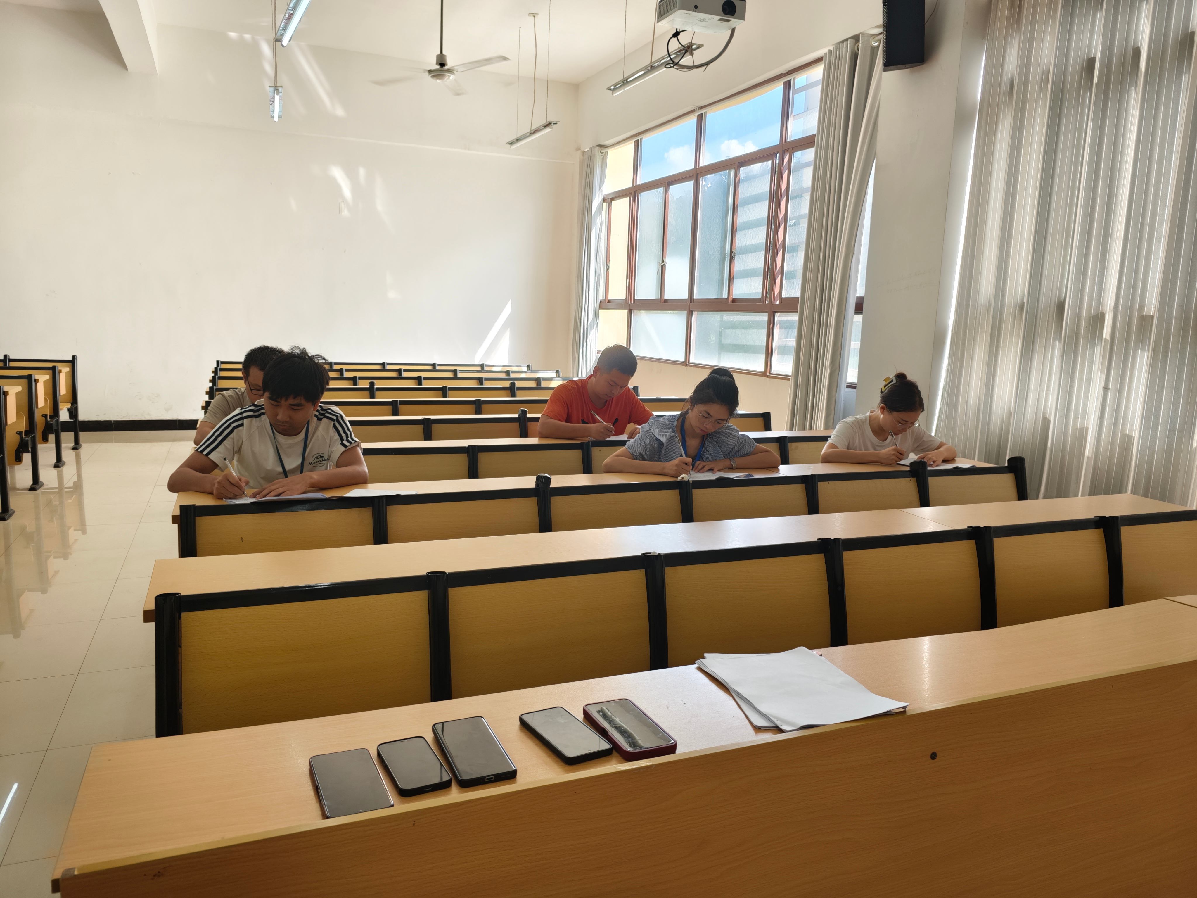 以赛促教展风采 深耕课堂提质量(图4) 以赛促教展风采 深耕课堂提质量(图4)