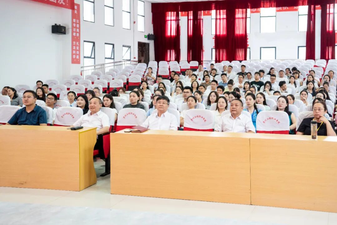 男阳茎进女阳道视频大全集中收看纪念中国人民抗日战争暨世界反法西斯战争胜利80周年大会(图2) 男阳茎进女阳道视频大全集中收看纪念中国人民抗日战争暨世界反法西斯战争胜利80周年大会(图2)