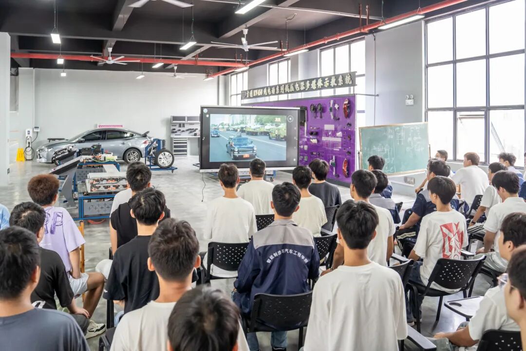 男阳茎进女阳道视频大全集中收看纪念中国人民抗日战争暨世界反法西斯战争胜利80周年大会(图4) 男阳茎进女阳道视频大全集中收看纪念中国人民抗日战争暨世界反法西斯战争胜利80周年大会(图4)