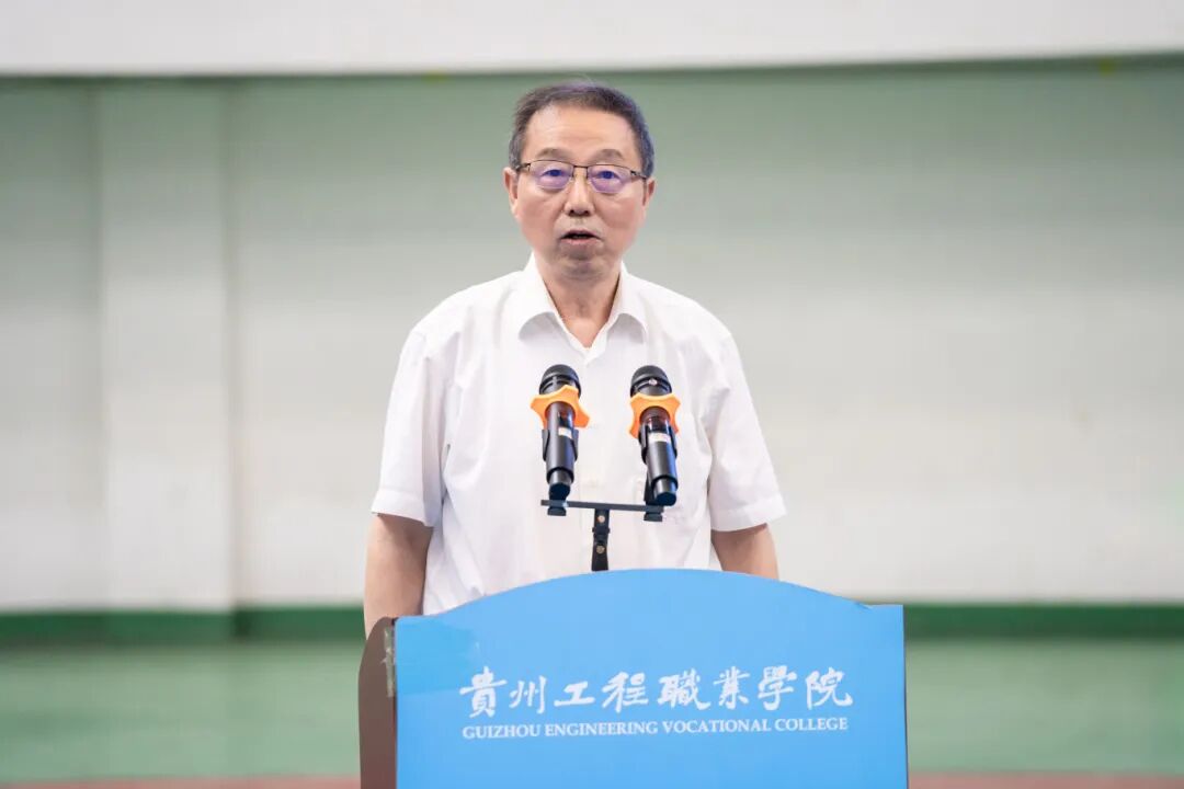 我校举行2025级新生军训结训暨开学典礼(图9) 我校举行2025级新生军训结训暨开学典礼(图9)