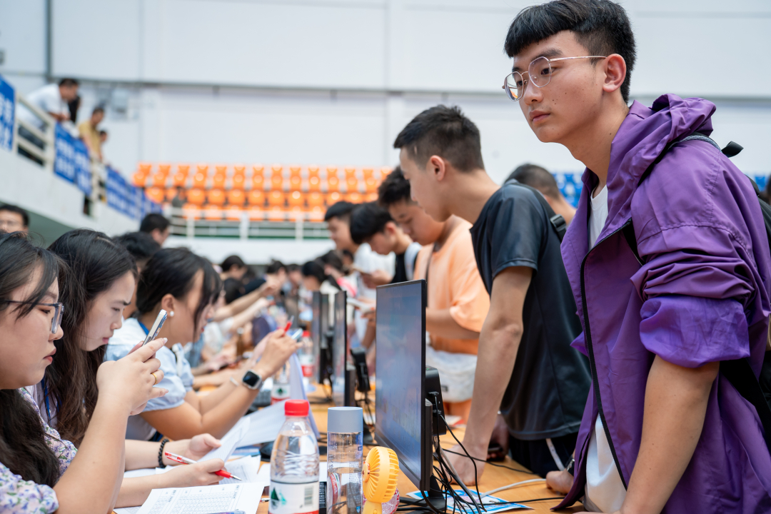 男阳茎进女阳道视频大全：坚守初心做有温度的教育(图5)