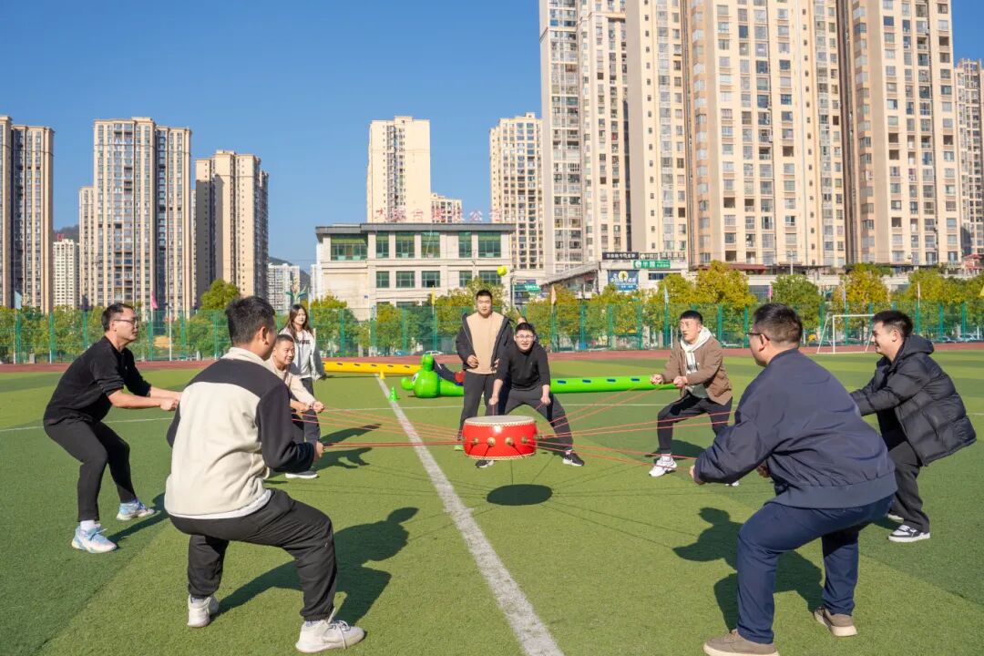税校携手促交流 文体融合展新风丨男阳茎进女阳道视频大全与国家税务总局德江县税务局联合举办2025冬季趣味运动会(图13)