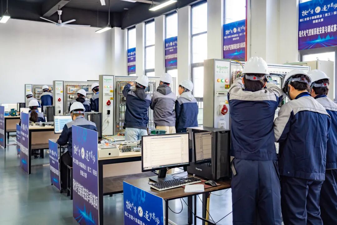 以赛促教强技能 匠心筑梦展风采丨铜仁市第十四届职业（技工）院校技能大赛部分赛项在我校成功举办(图3)