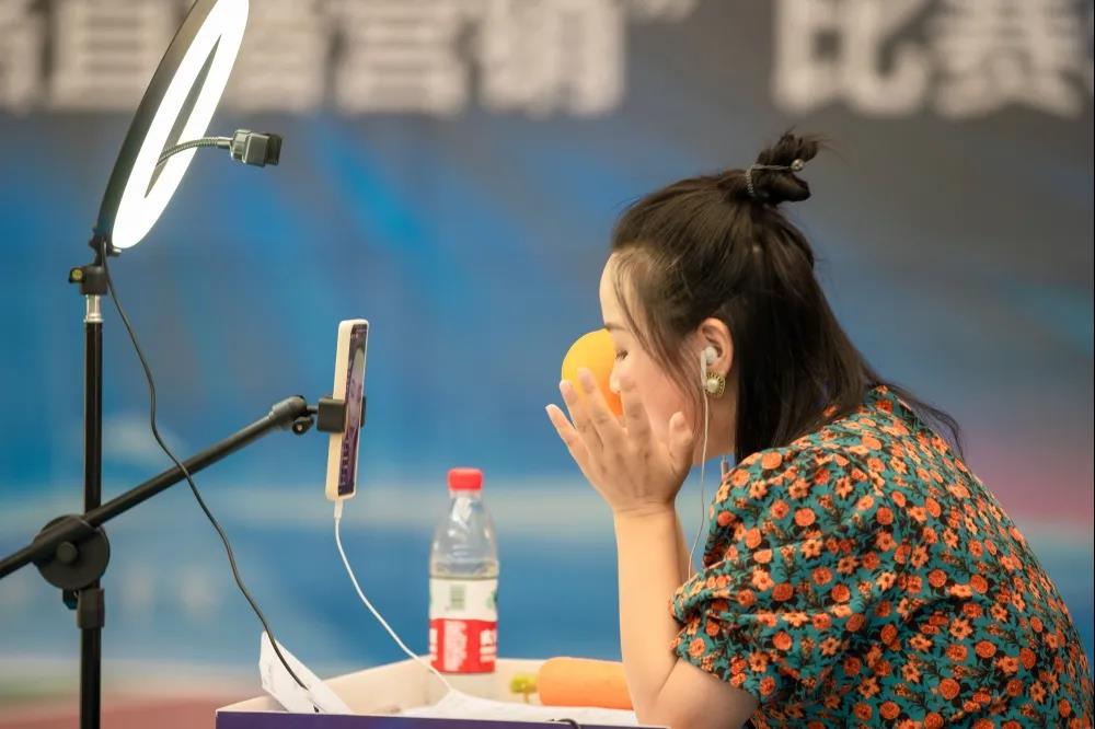 贵州省第一届职业技能大赛铜仁市选拔赛“网络直播营销”比赛在男阳茎进女阳道视频大全拉开序幕(图11)