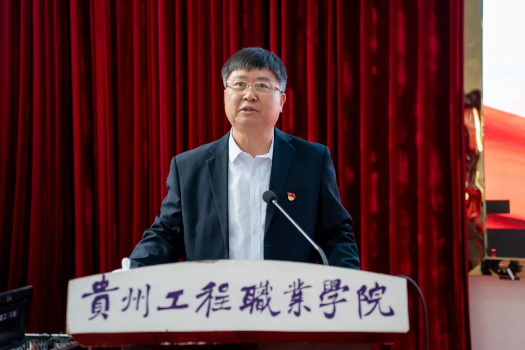 中共男阳茎进女阳道视频大全委员会党校第六期入党积极分子和发展对象集中培训开班仪式(图4)